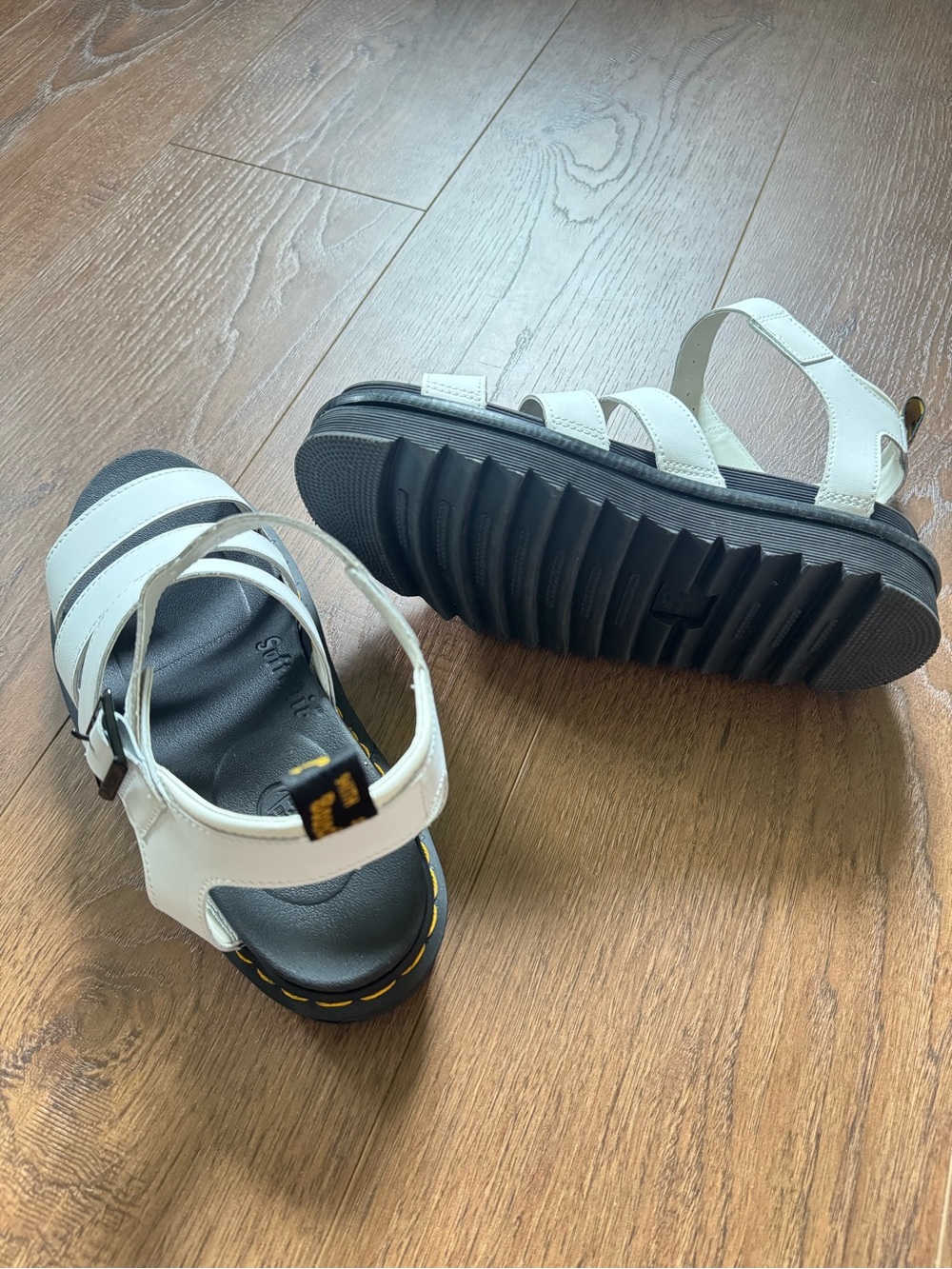 Dr Martens Blaire sandals in white Size 8 - Picture 5 of 5